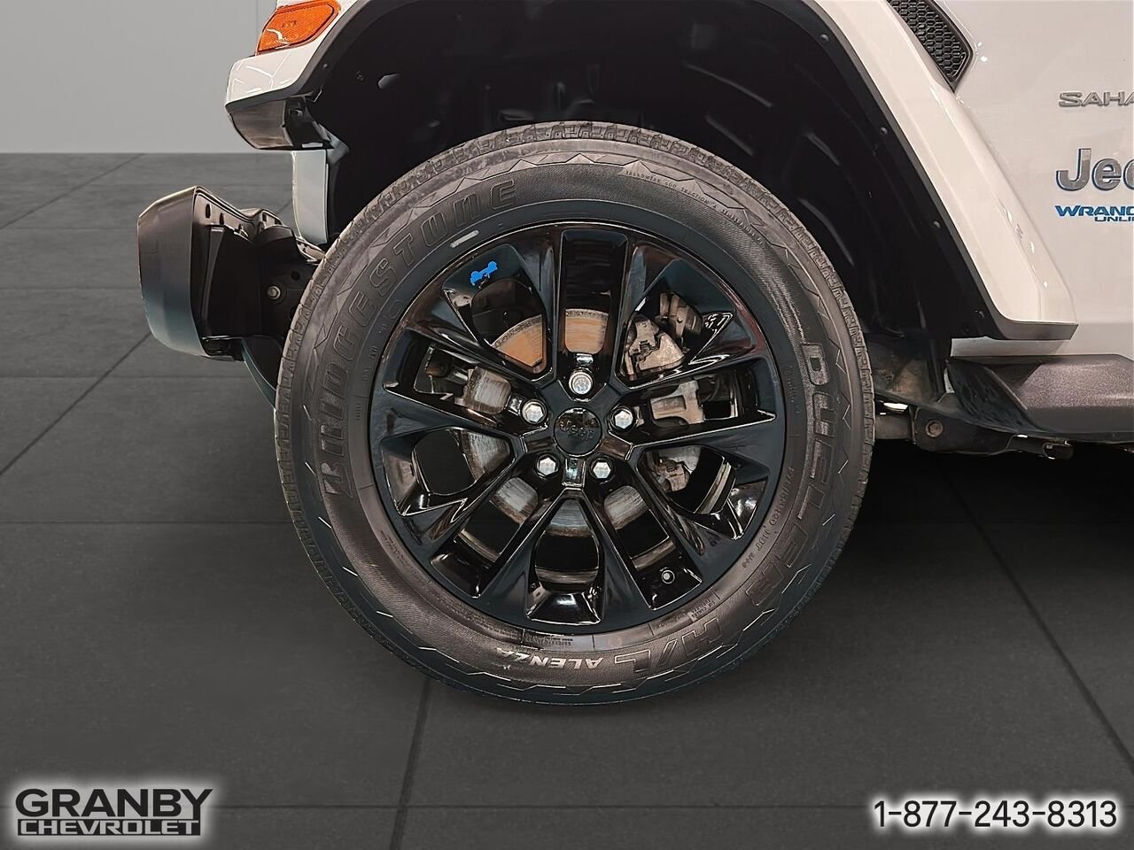 Jeep Wrangler 4xe Unlimited Sahara | 26-0776A 2022 Blanc Granby - photo #9