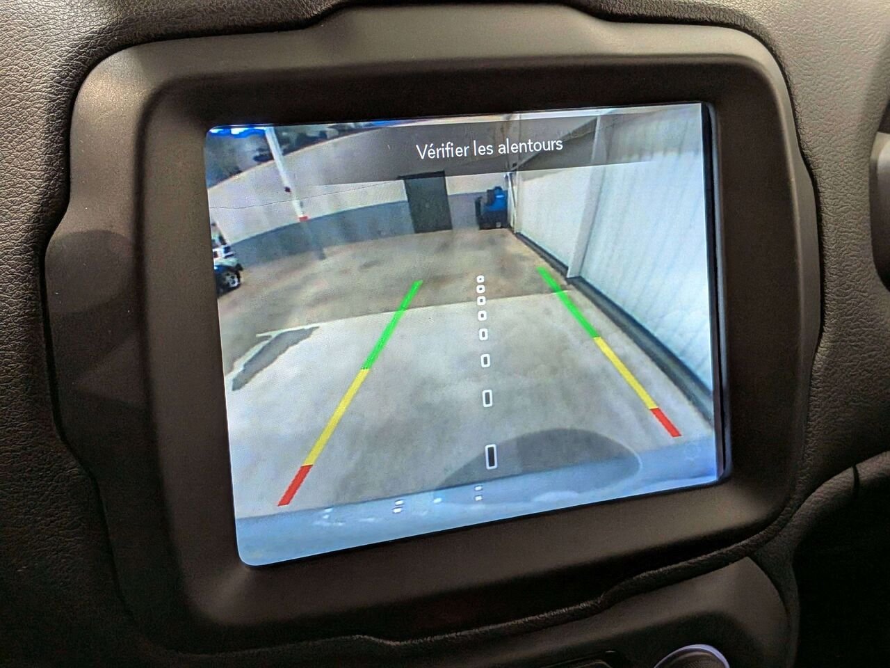 2019 Jeep Renegade Limited 4x4 Silver Val-David - photo #24