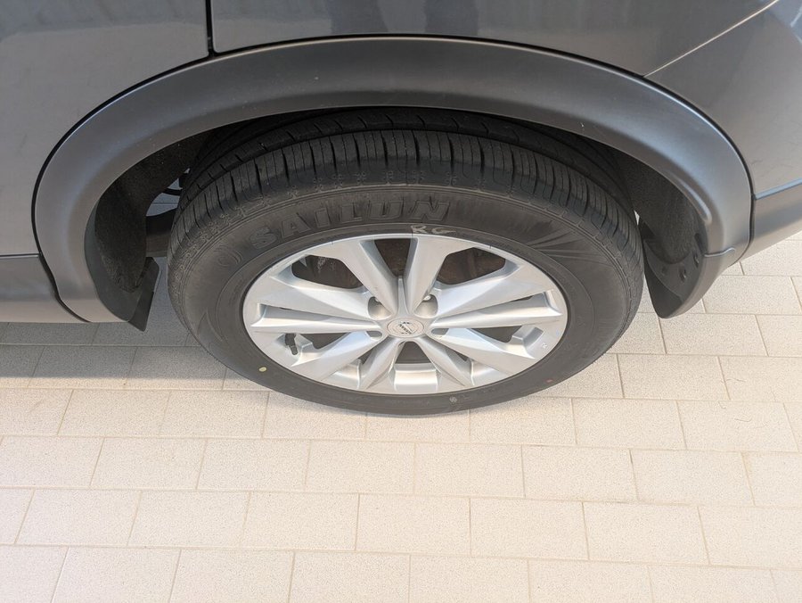 Nissan Qashqai SV AWD 2018 Gris