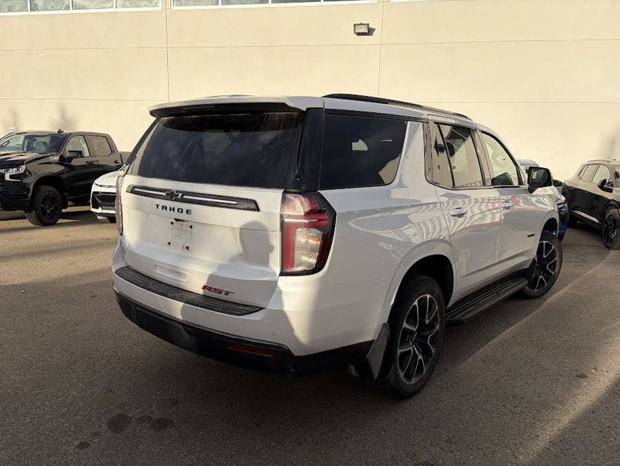 2021 Chevrolet Tahoe RST White