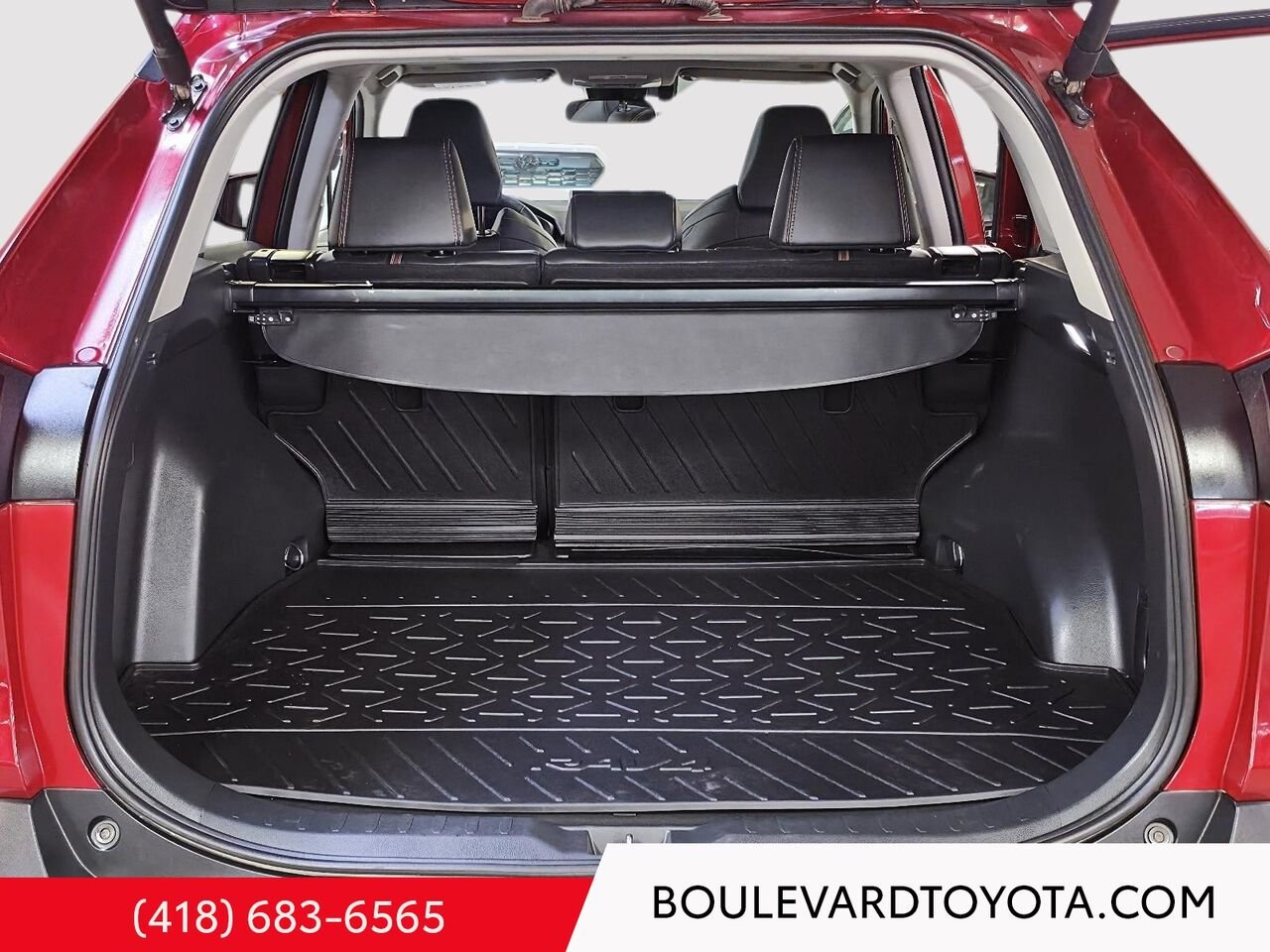 Toyota RAV4 100406A-79 | TRAIL, AWD 2024 Rouge Québec - photo #20