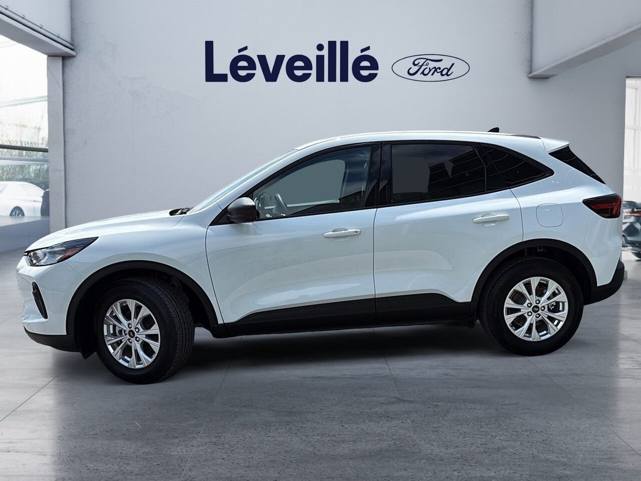 2026 Ford Escape Oxford White Saint-Jérôme - photo #2