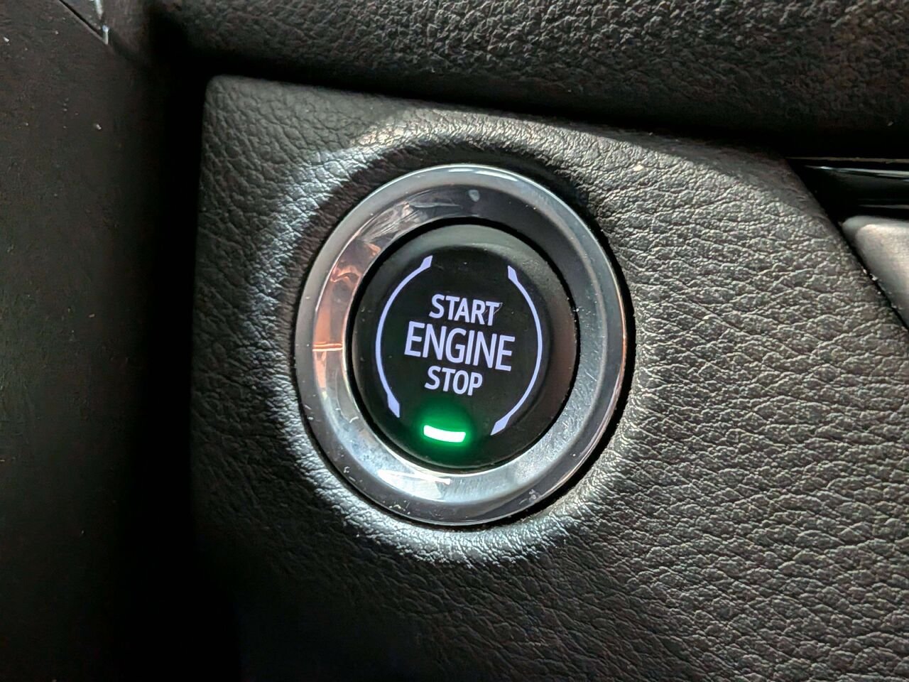 Cadillac XT4 AWD 4dr Sport 2024 Rouge Mirabel - photo #19