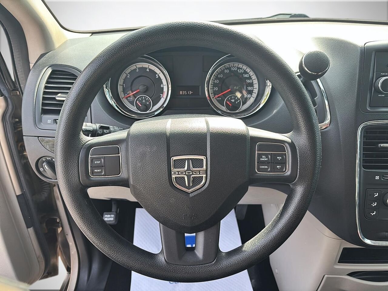 DODGE GRAND CARAVAN ENSEMBLE VALEUR PLUS 2016 Beige Saint-Hyacinthe - photo #10