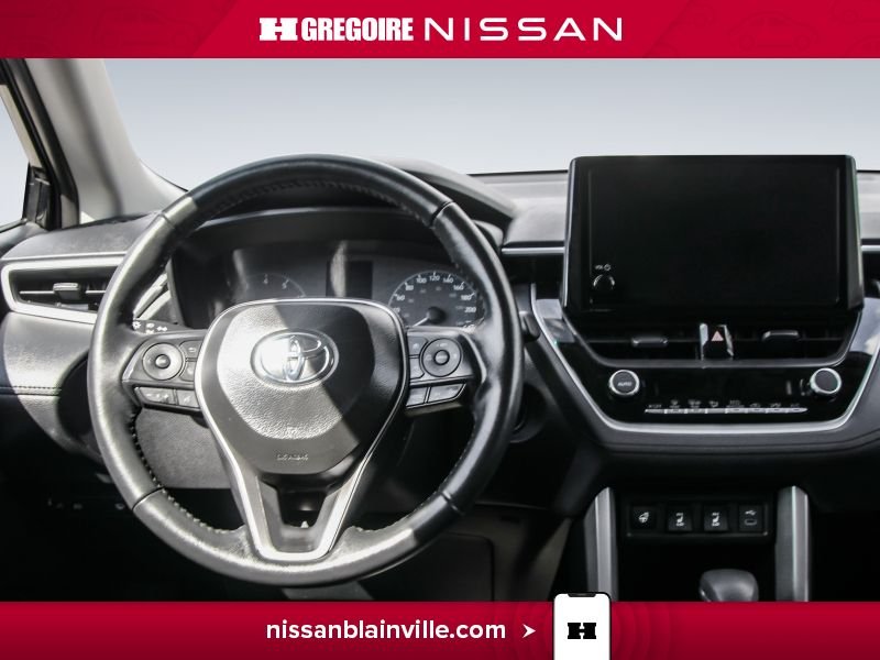 2025 Toyota Corolla Black Saint-Eustache - photo #18