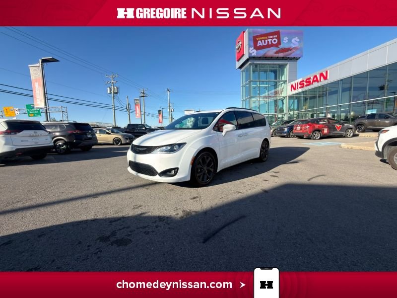 2019 Chrysler Pacifica White Blainville - photo #4