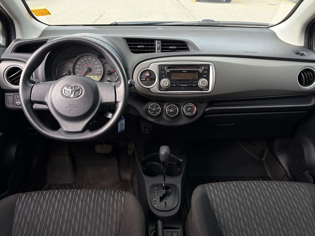 2014 Toyota Yaris LE Grey Gatineau - photo #14