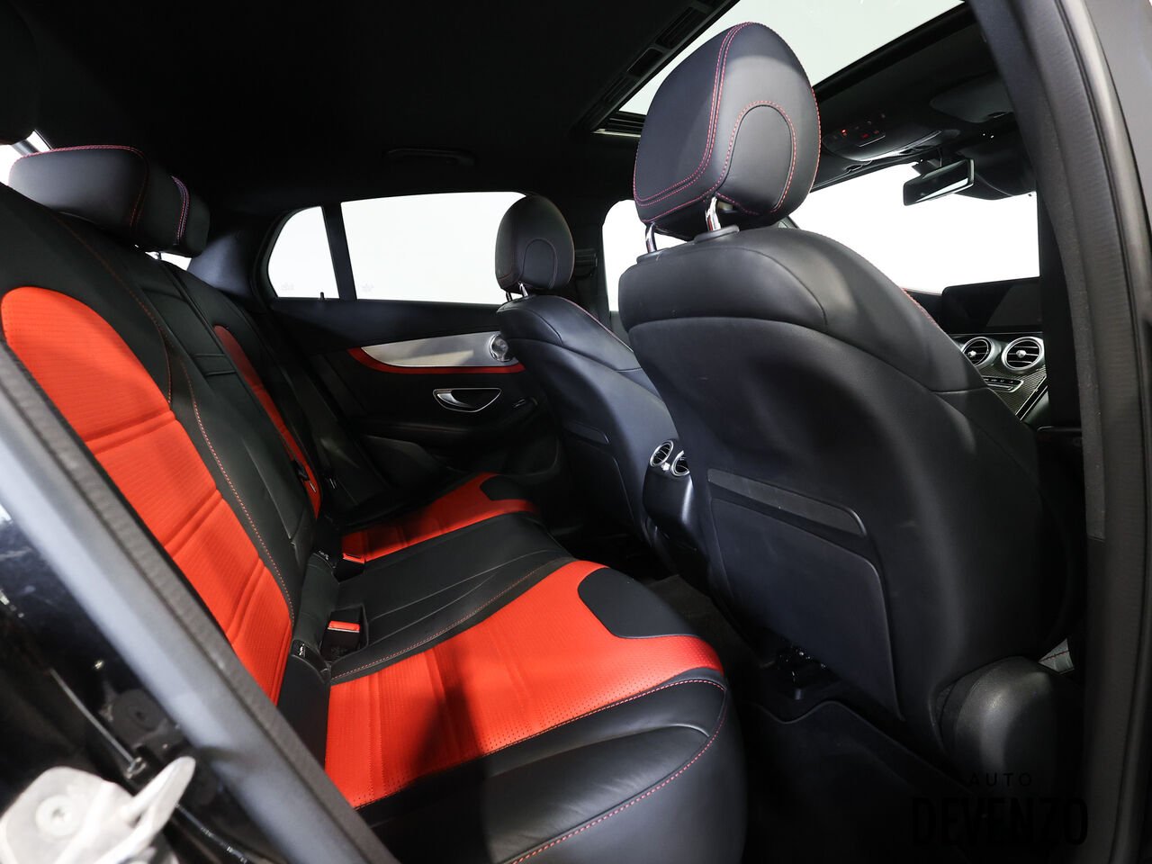 2020 Mercedes-Benz GLC Black Saint-Eustache - photo #8