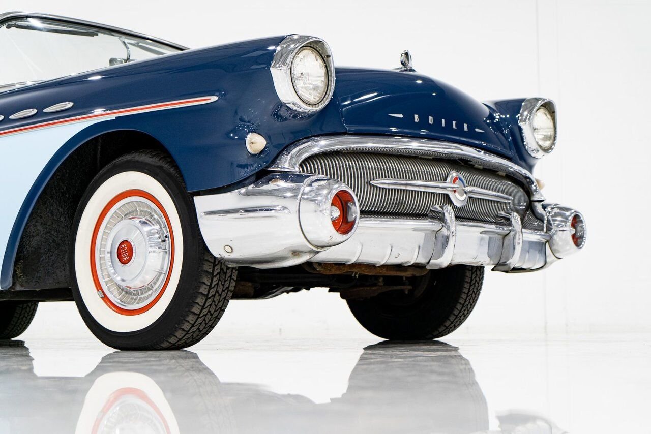 Buick Special 364/300HP NailHead 1 of only 2,056 1957 Bleu Montréal - photo #26