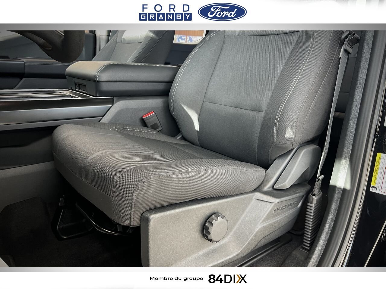 Ford F-150 2026 Noir Granby - photo #11