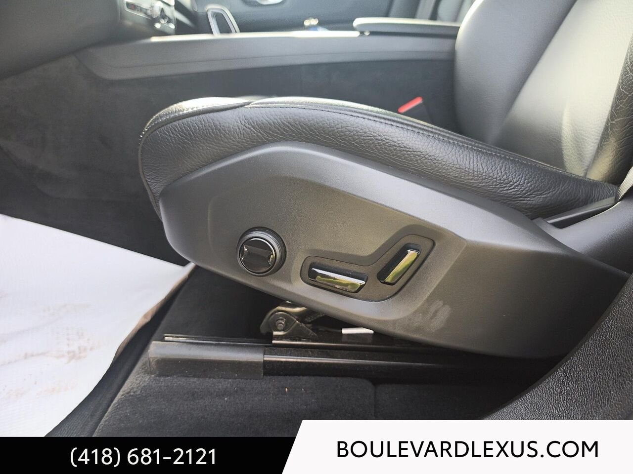 Volvo XC60 19370A | Recharge Plus Dark 2023 Noir Québec - photo #9