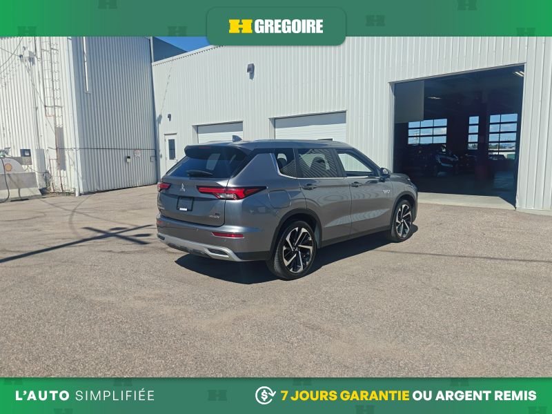 2024 Mitsubishi Outlander Silver Laval - photo #25