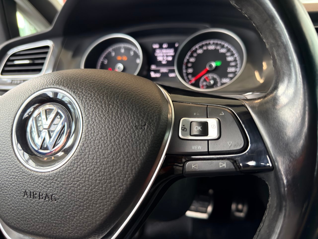 Volkswagen Golf Alltrack 2019 Gris Notre-Dame-des-Prairies - photo #27