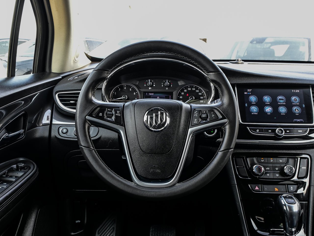 2020 Buick Encore AWD 4dr Preferred White Sherwood Park - photo #19