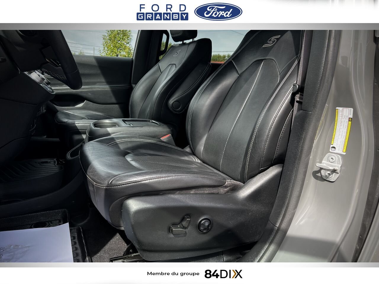 Chrysler Pacifica Hybrid 2022 Gris Granby - photo #17