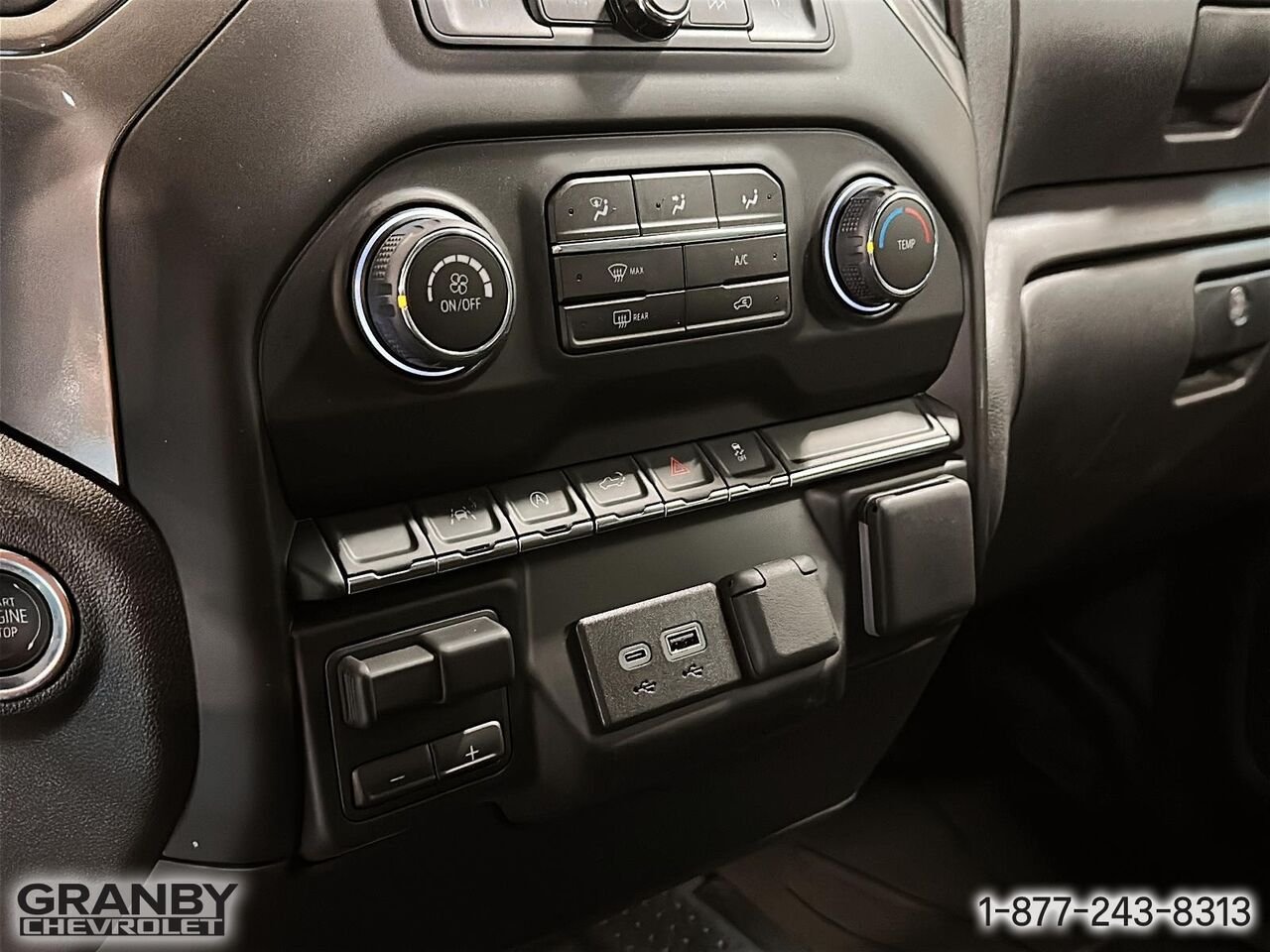 2026 CHEVROLET Silverado 1500 K1500 SILVERADO CREW CAB CUSTOM STD/BOX (1CX) | 26-0980 STERLING GREY METALLIC Granby - photo #20