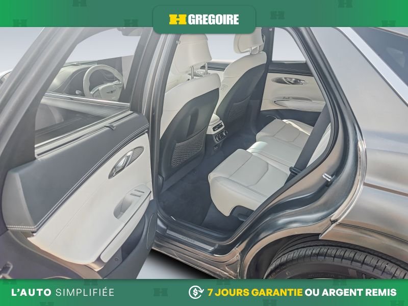 2023 Genesis GV70 Grey Blainville - photo #21