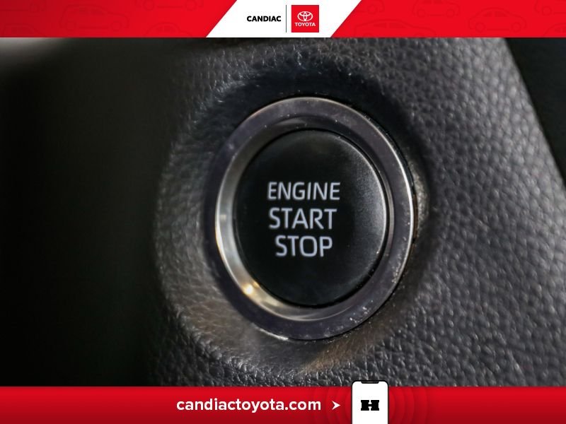 2025 Toyota Corolla White Blainville - photo #23