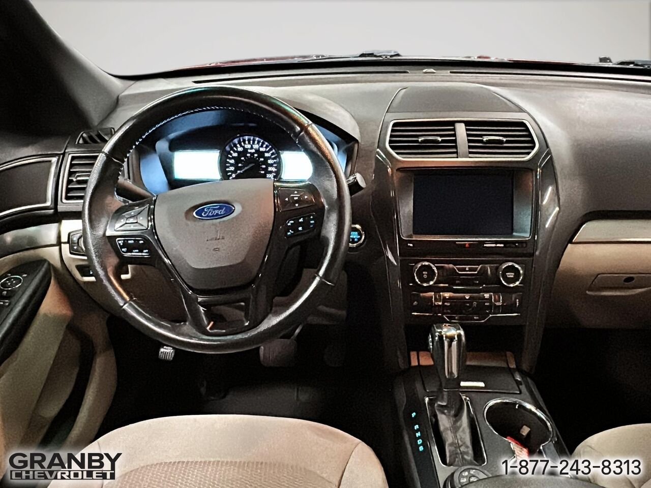 2018 Ford Explorer XLT, quatre roues motrices | G3898 Red Granby - photo #12