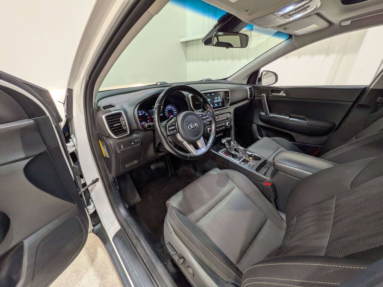 2020 Kia Sportage EX Premium AWD *Ltd Avail* White Val-David - photo #9