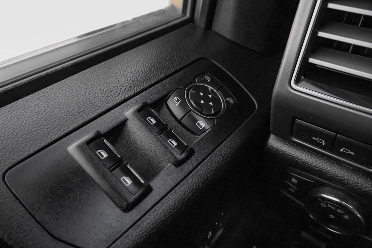 2017 Ford F-150 4WD SuperCrew 145 Limited Black Sherwood Park - photo #15