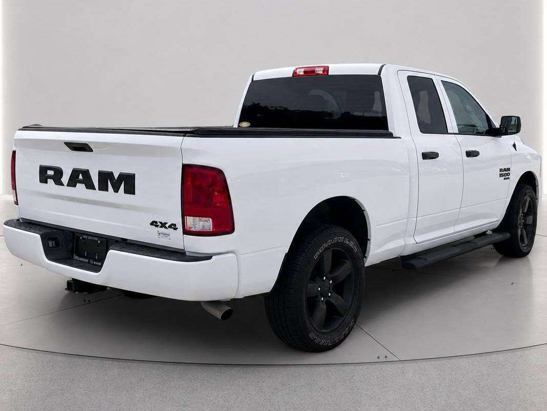 2022 Ram 1500 Express White Gatineau - photo #4