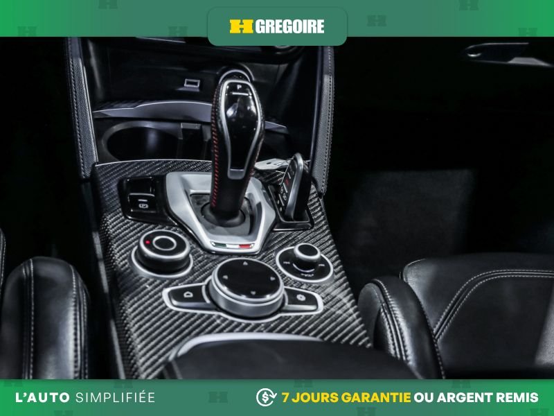 2023 Alfa Romeo Stelvio Black Saint-Eustache - photo #21