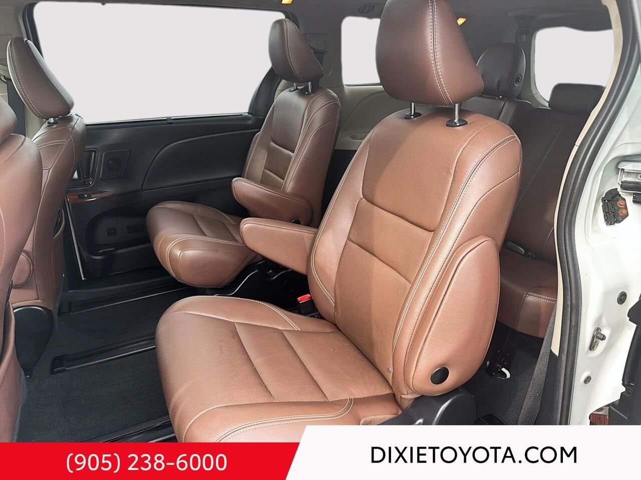 2020 Toyota Sienna LIMITED AWD / CLEAN CARFAX / HEATED SEATS / MOONROOF / ALLOY WHEELS / REAR DVD PLAYER White Mississauga - photo #20