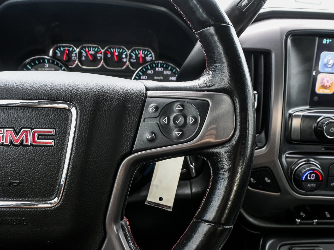 2018 GMC Sierra 1500 4WD Crew Cab 143.5 SLT Grey Sherwood Park - photo #26