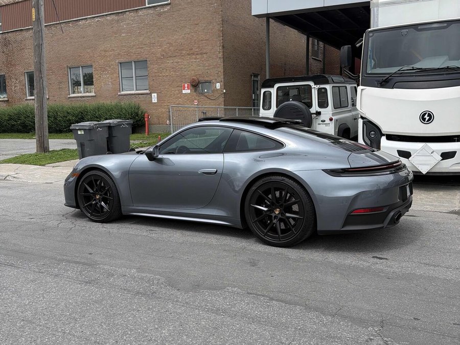 2025 Porsche 911 carrera s Carrera S coupé-Premium package-sièges ventillé et chauffants-systeme bose-systeme echappement Grey