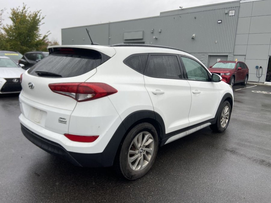 Hyundai Tucson SE | AWD | CUIR | TOIT PANO | GARANTIE 1 AN INCLUSE | *579-888-9954* TEXTOS 2017 Blanc