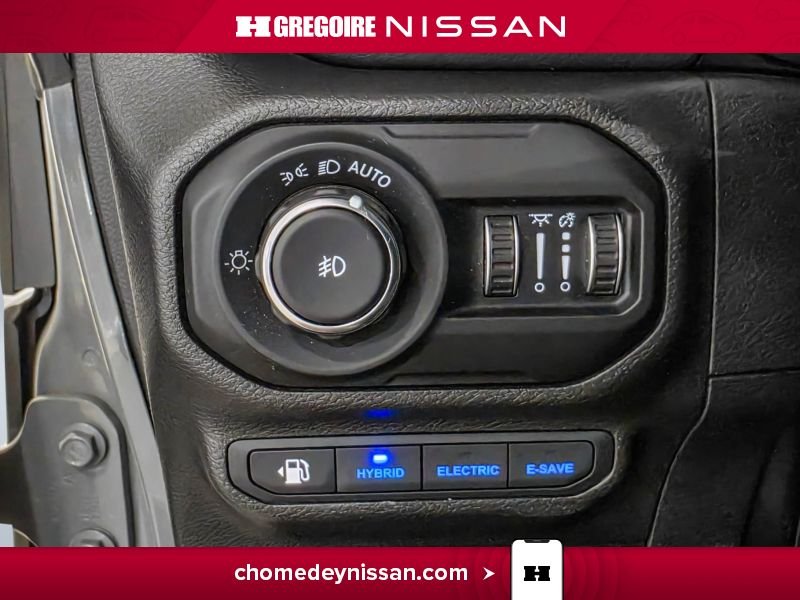 2022 Jeep Wrangler Grey Laval - photo #14