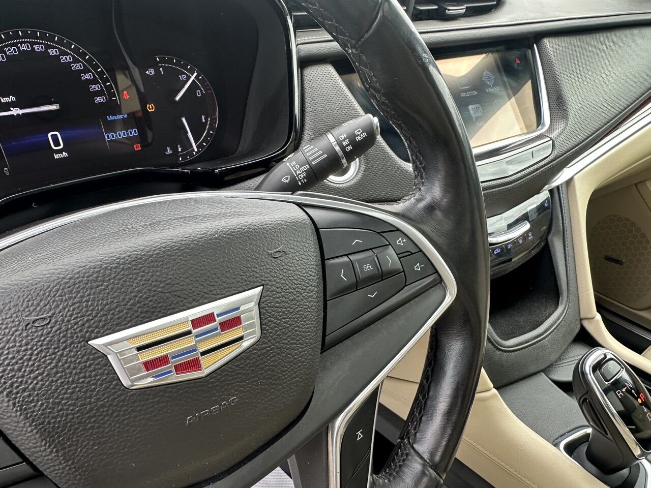 2017 CADILLAC XT5 LUXURY TI 4 portes de luxe Red Gatineau - photo #8