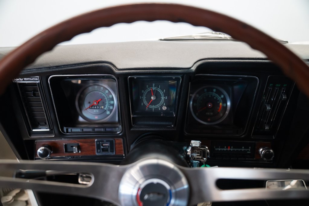 Chevrolet Camaro 1969 Blanc Montréal - photo #17