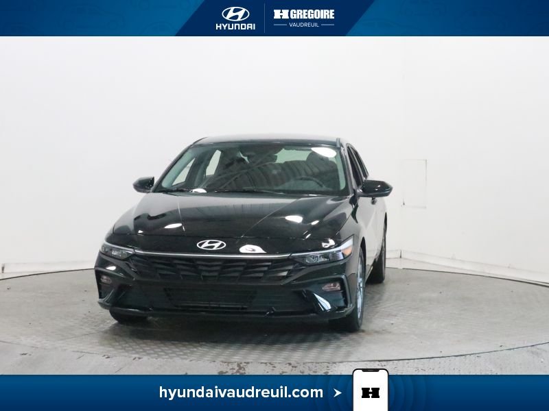 2025 Hyundai Elantra Black Laval - photo #4