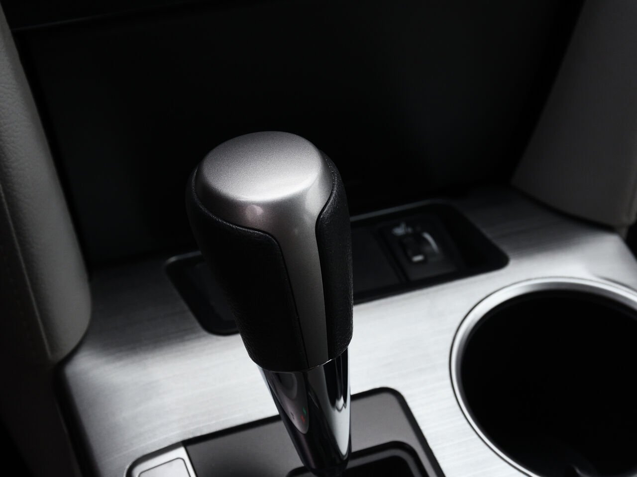 Toyota Camry Berline, boîte automatique, LE 2014 Bleu Saint-Hyacinthe - photo #26