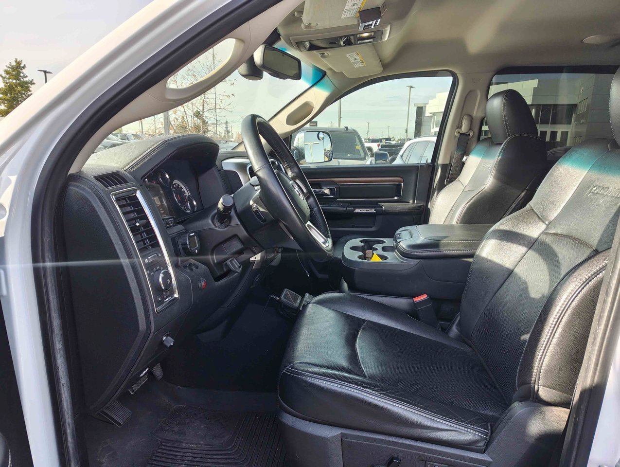 2013 Ram 2500 4WD Mega Cab 160.5 Laramie White Sherwood Park - photo #7