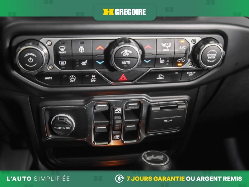 Jeep Wrangler 729636 | Unlimited Sahara 4WD AUTO A/C MAGS NAV CAM RECUL B 2022 Gris Laval - photo #15