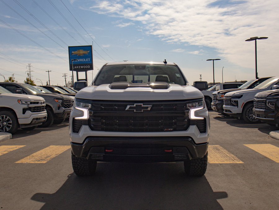 2024 Chevrolet Silverado 1500 2LT Trail Boss 6.2L | Power Sunroof White