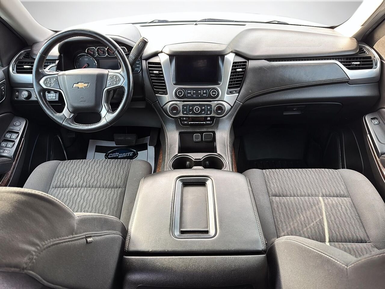 CHEVROLET TAHOE 2017 Blanc Saint-Hyacinthe - photo #8