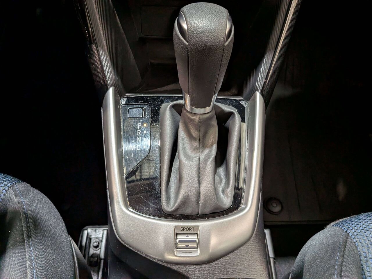 2016 Toyota Yaris 4dr Sdn Auto Premium Silver Val-David - photo #21