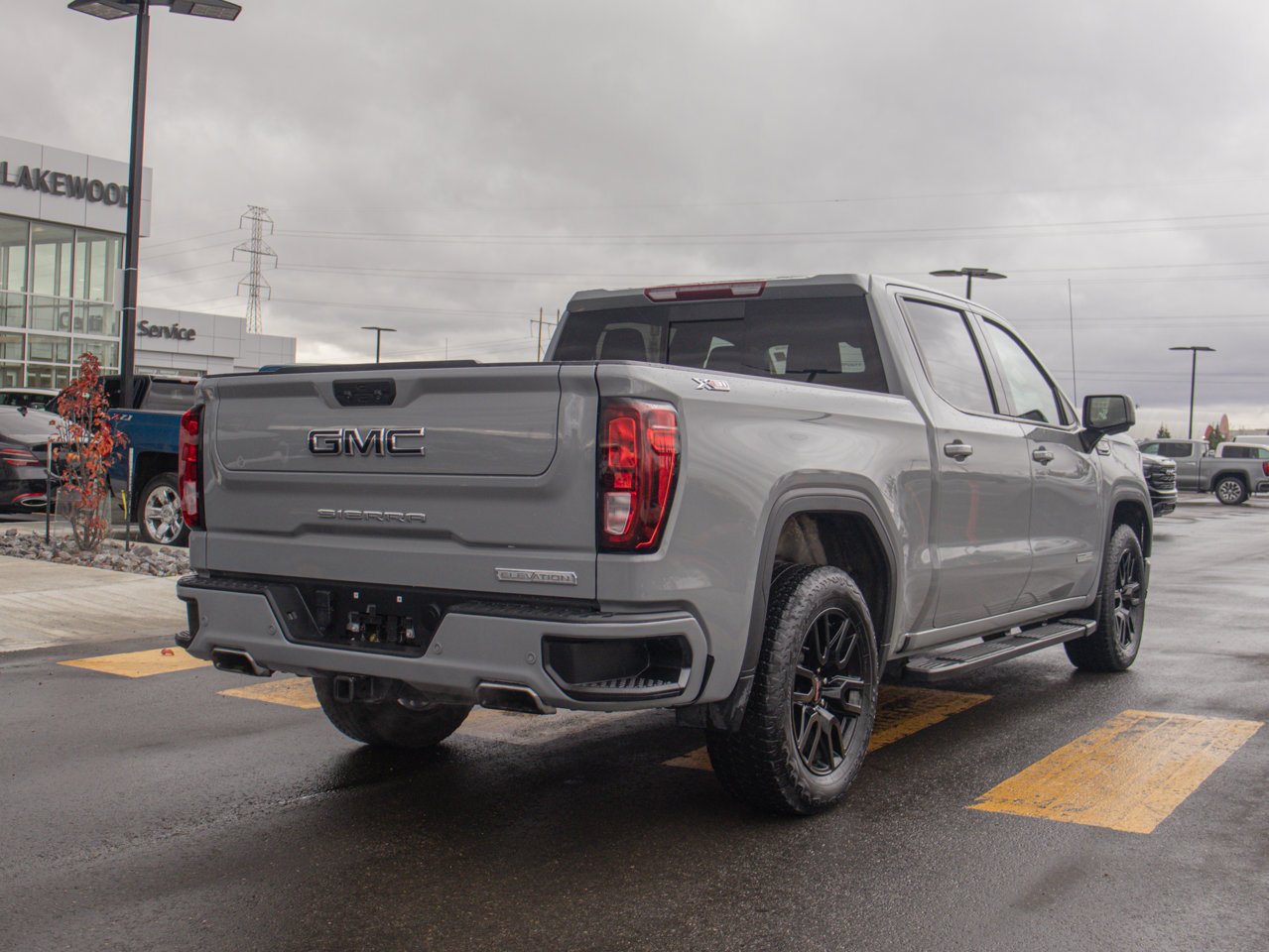 2024 GMC Sierra 1500 4WD Crew Cab 147 Elevation Grey Sherwood Park - photo #9
