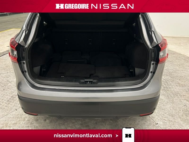 Nissan Qashqai 2021 Gris Laval - photo #40