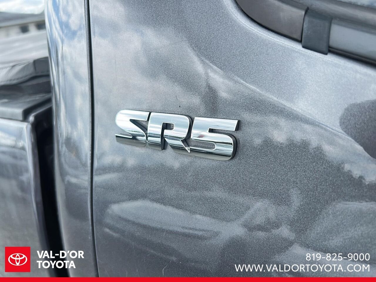 Toyota Tacoma SR5 Double Cab V6 4RM BA 2017 Gris magnétique métallisé Val-d'Or - photo #6