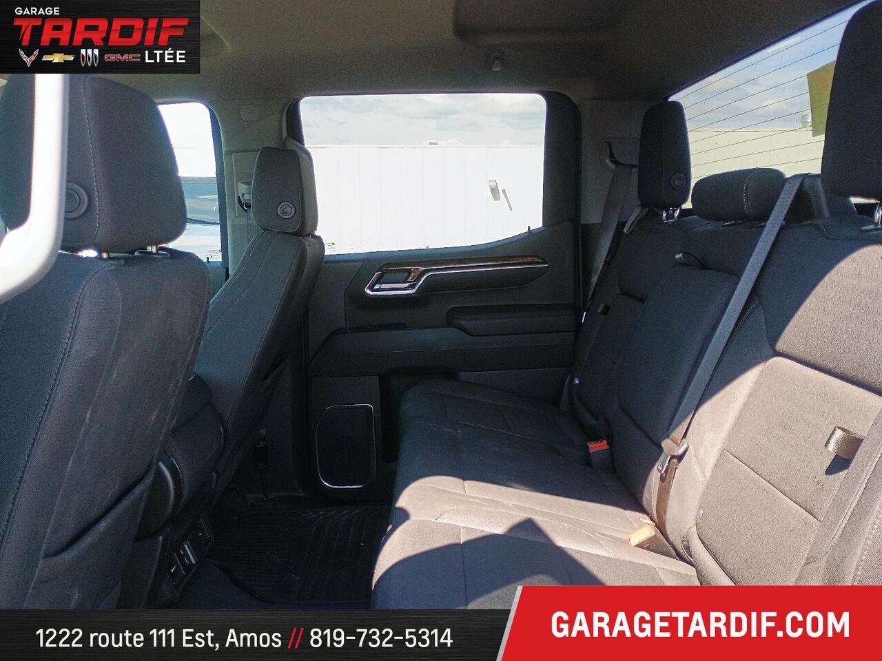 GMC SIERRA 1500 4WD CREW CAB PICKUP 2024 Mont-Laurier - photo #11
