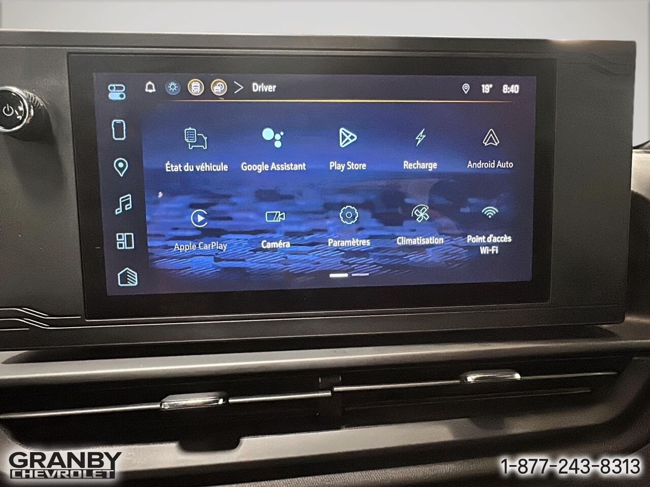 2024 Chevrolet Silverado EV WT cabine multiplace e4RM avec 4WT | G3905 White Granby - photo #20