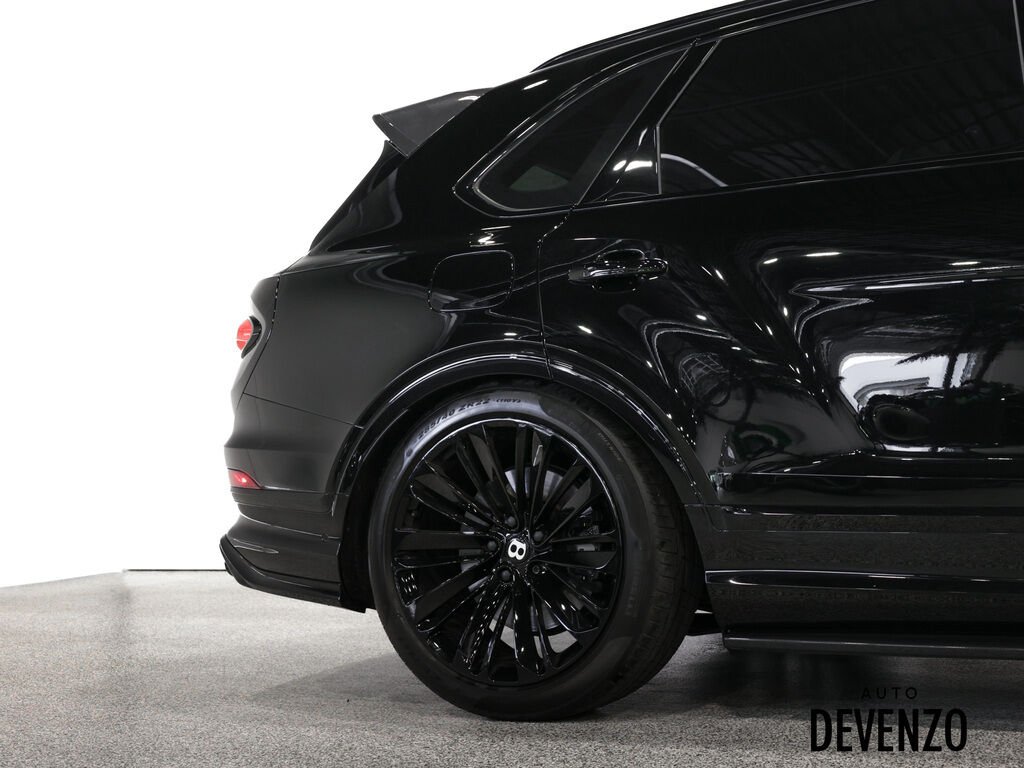 2021 Bentley Bentayga Black Saint-Eustache - photo #9
