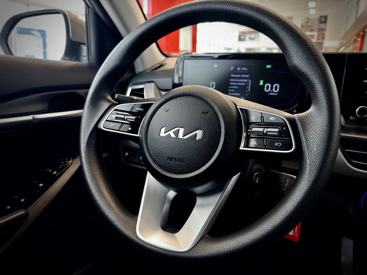 2024 Kia Seltos gray Notre-Dame-des-Prairies - photo #19