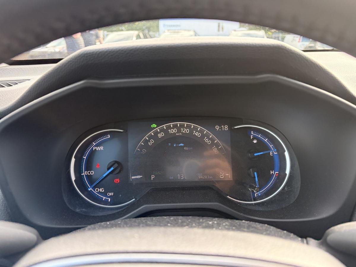 2022 Toyota RAV4 Black  - photo #18