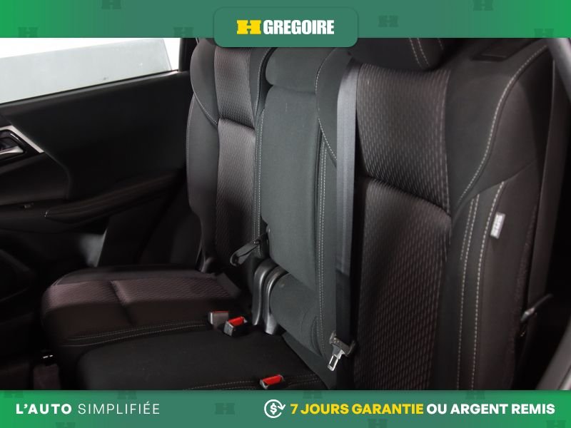 2023 Mitsubishi Outlander Plug-In Hybrid Red Blainville - photo #21